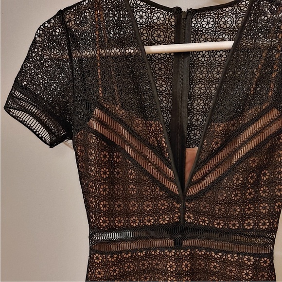 Self-Portrait | Crochet Lace Tiered Maxi Dress - Picture 3 of 8